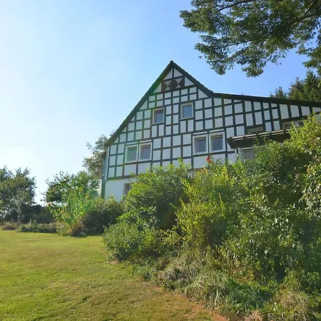 Hardebusch 2 *